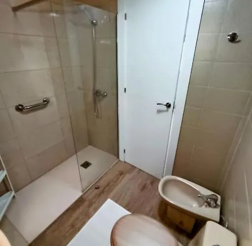 Dulos House Pool And Free Wifi