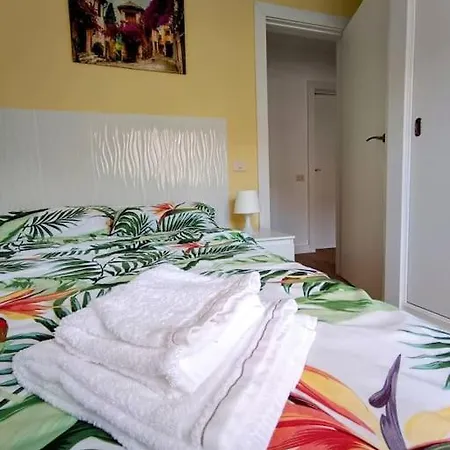 Dulos House Pool And Free Wifi