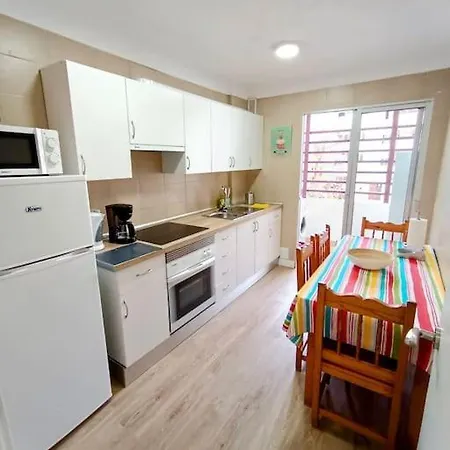 Dulos House Pool And Free Wifi Cho