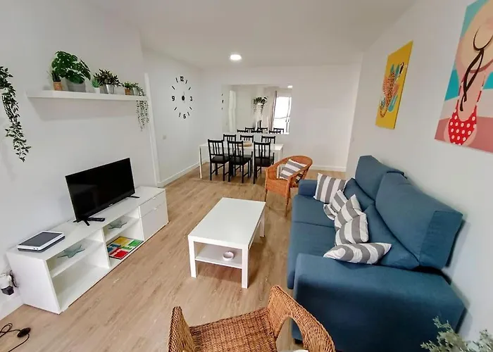 Dulos House Pool And Free Wifi *