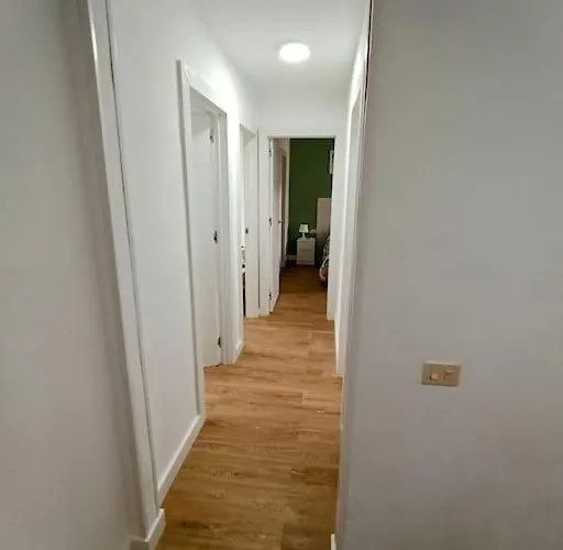 Dulos House Pool And Free Wifi *