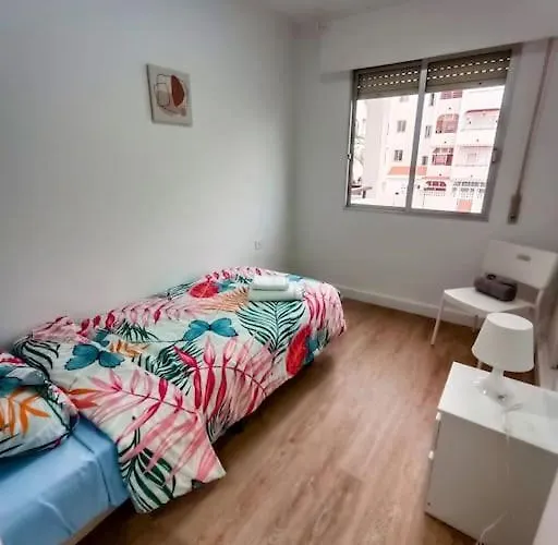 Dulos House Pool And Free Wifi Apartman *